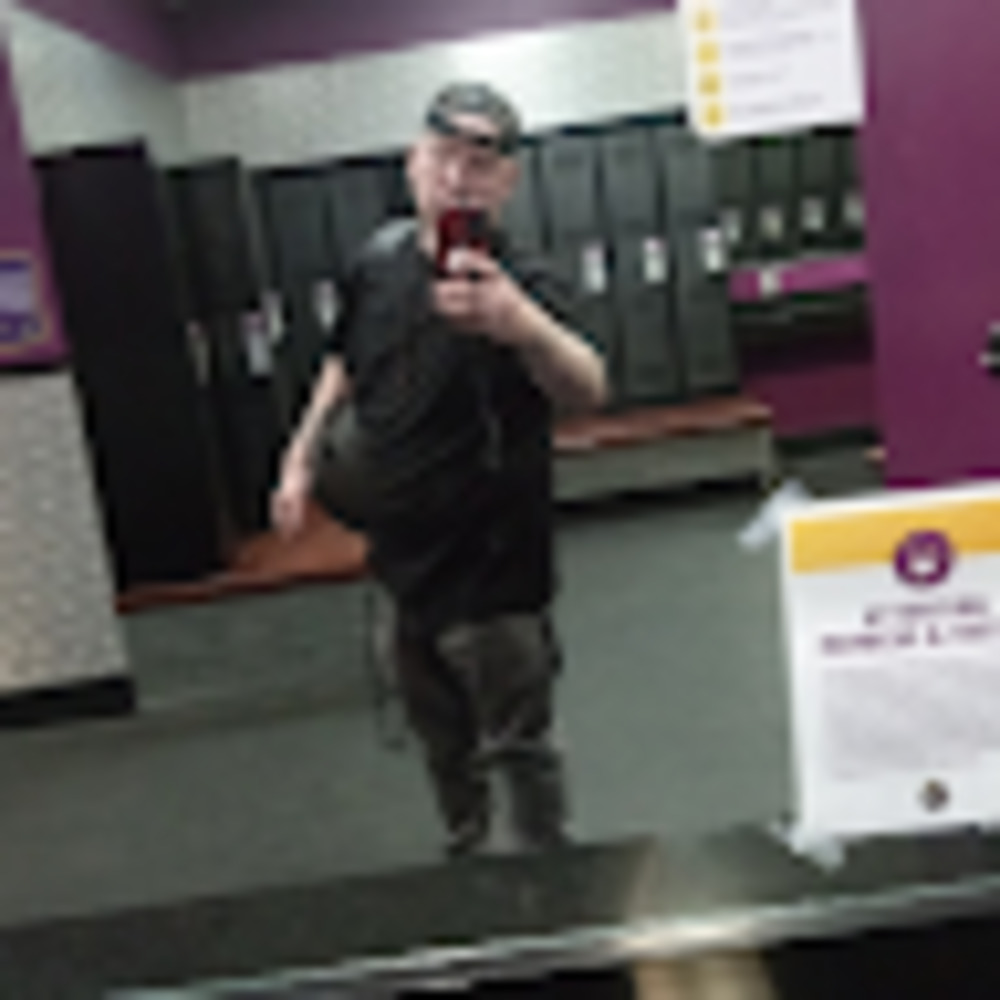 Meet your Posher, Christopher